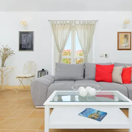 Villa Samanta By Rent Istria *