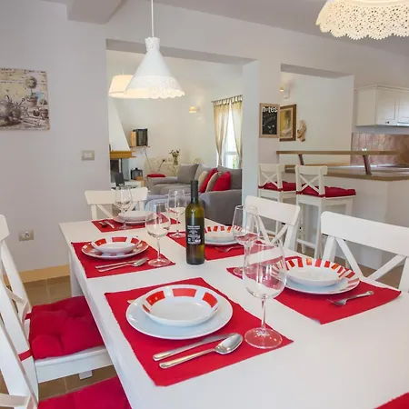 Samanta By Rent Istria Villa Momjan